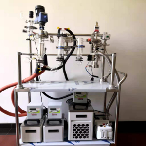 实验室分子蒸馏设备的具体工作流程是什么？